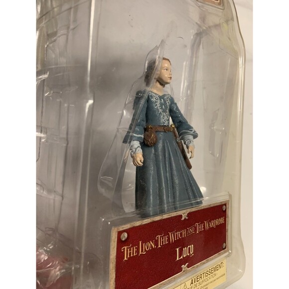 Disney Store Lucy Poseable Action Figure Chronicles Narnia Lion Witch Wardrobe - Picture 4 of 8